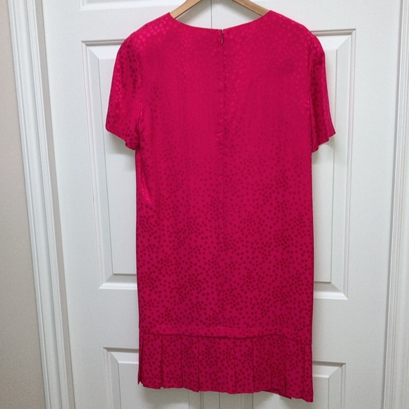 Liz Claiborne 90s silk dress, short sleeves, shoulder pads, pink polka dots, 10 - Picture 7 of 14